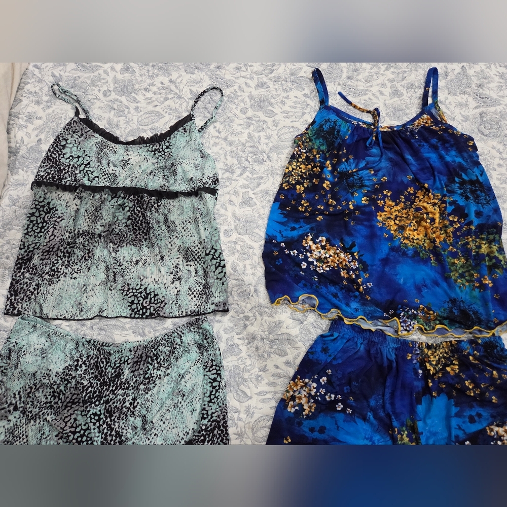 Stylish Blue and Green Women's Tops